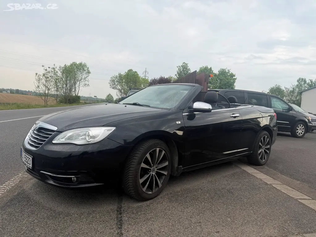 Lancia Flavia 200S Kabriolet 2,4 i limited 2012 - fotka 2