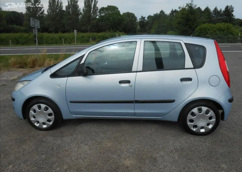 Mitsubishi Colt 1,3 i 16V 70 kW SERVISKA benzín - fotka 6
