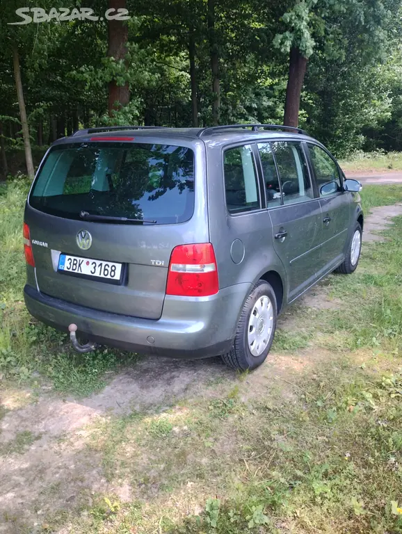 VW Touran 1.9 TDi 77 kW 6-ti rychlostní - fotka 6