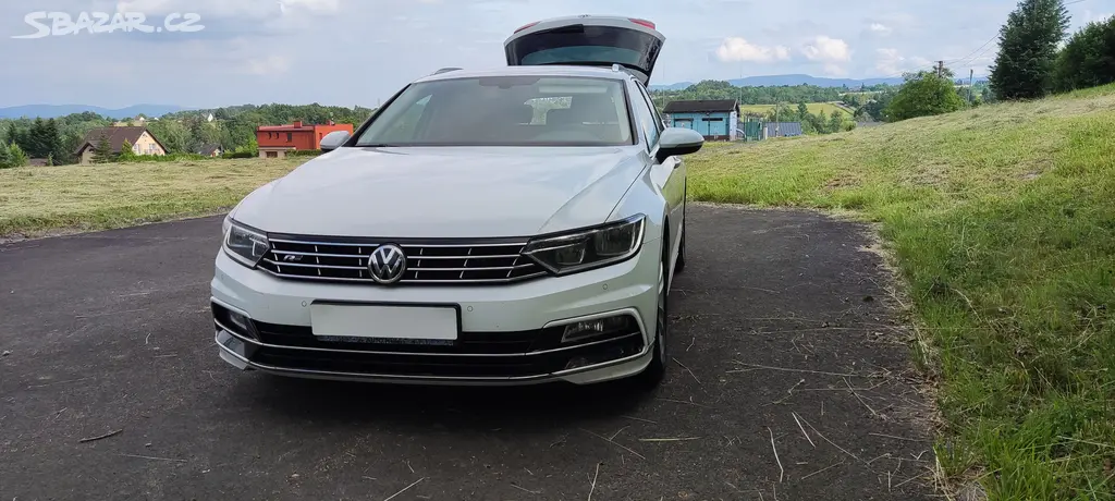 I na splátky Volkswagen Passat variant R-LINE DSG - fotka 4