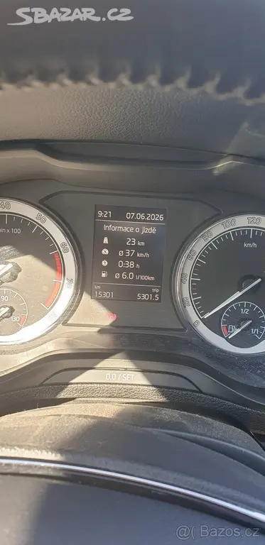Škoda Karoq 1,5 TSI Style - fotka 5