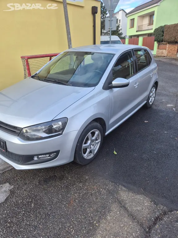 Volkswagen Polo, 1.4i 63KW DSG KLIMA 5.DV - fotka 2