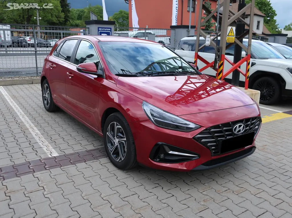 Hyundai i30, HB 1.5DPI 81kW SMART NAVI - fotka 2