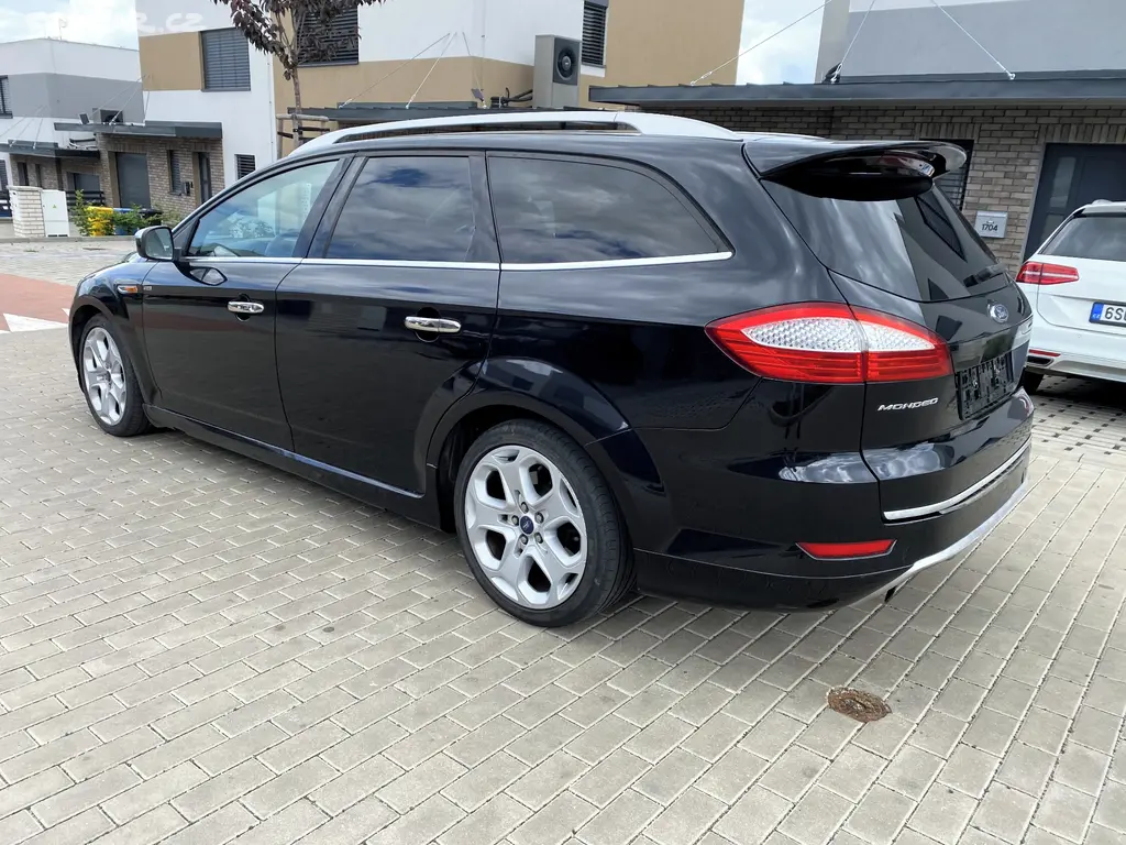 Ford Mondeo Titanium-STR 2.2 TDCI, 129kW, nová STK - fotka 2