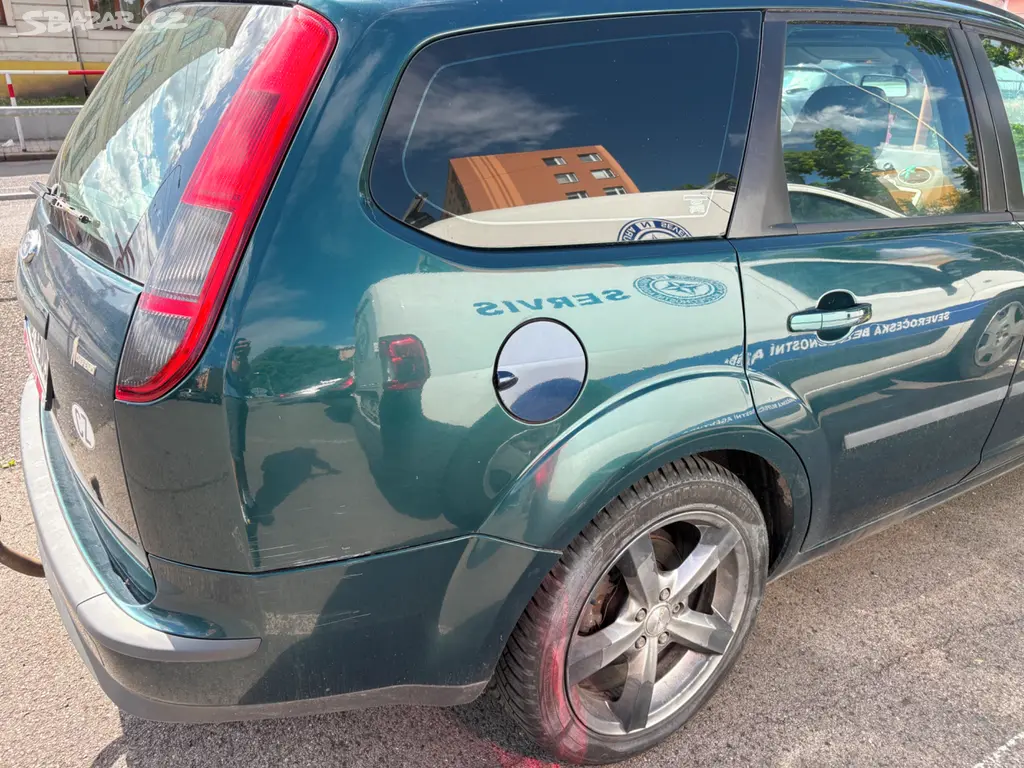 Ford Focus combi - fotka 6