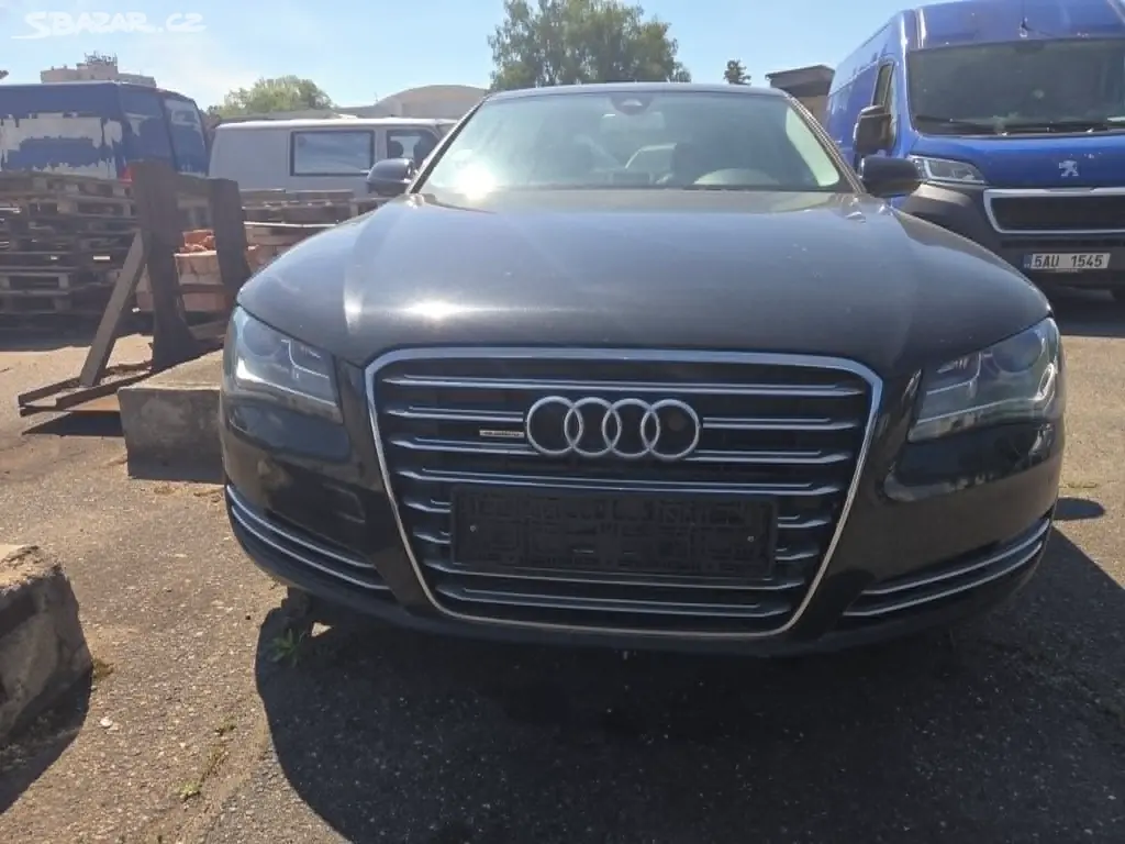 Audi A8, NOVÉ ROZVODY A VŠECHNY VSTŘIKY