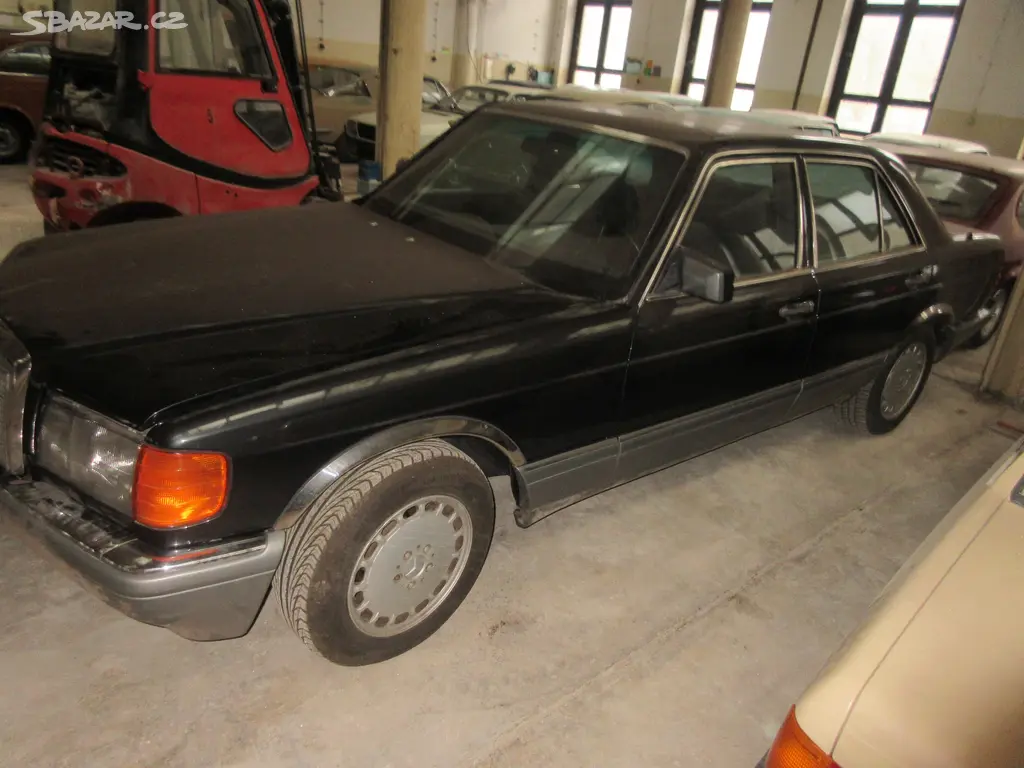 MERCEDES W 126 2,5 - fotka 4