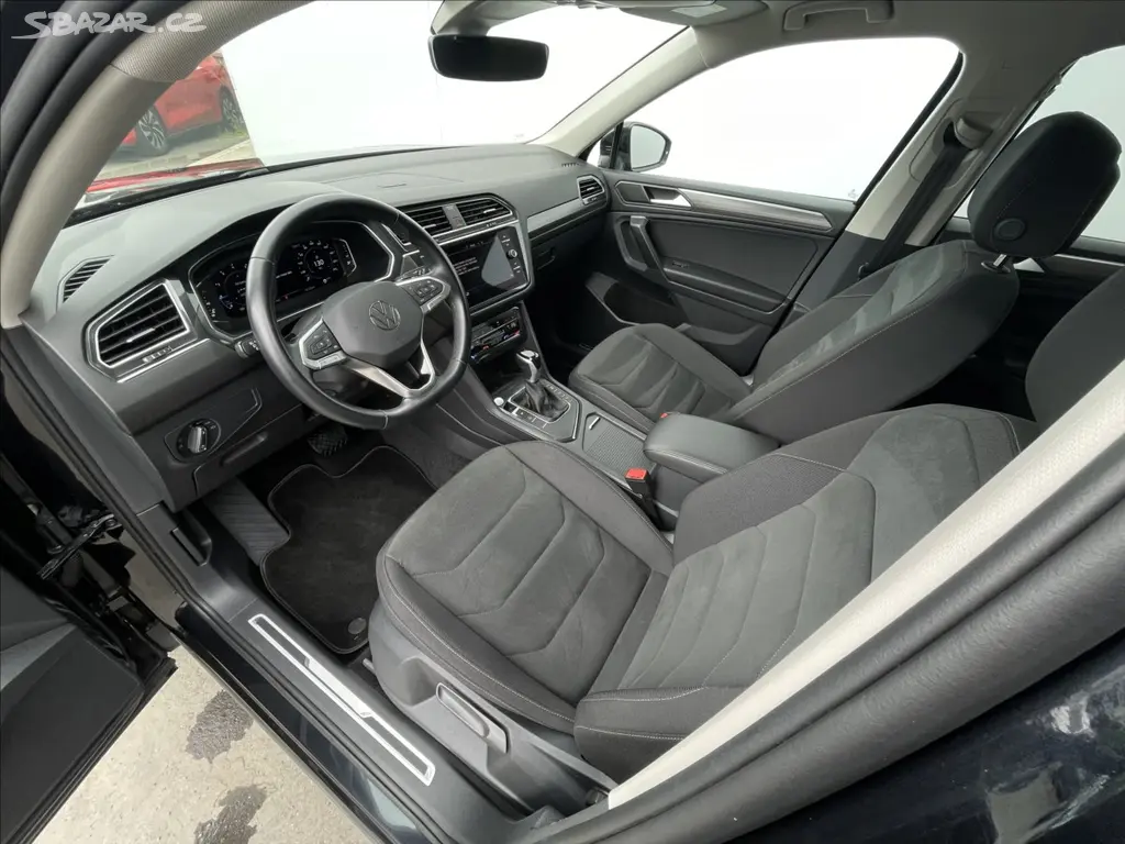 Volkswagen Tiguan Allspace, 1,5 TSI DSG Elegance ACC+PDC - fotka 5