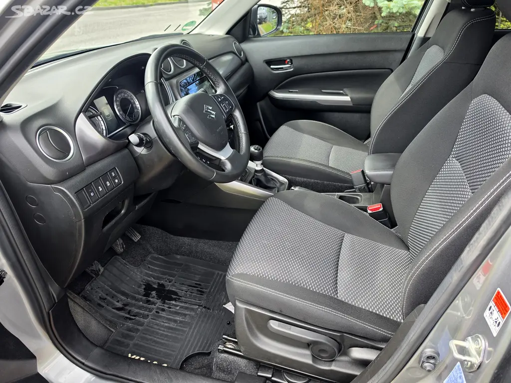 Suzuki Vitara 1.4 Hybrid-4x2-1.MAJ.-TAŽNÉ-NEHAVARO - fotka 6