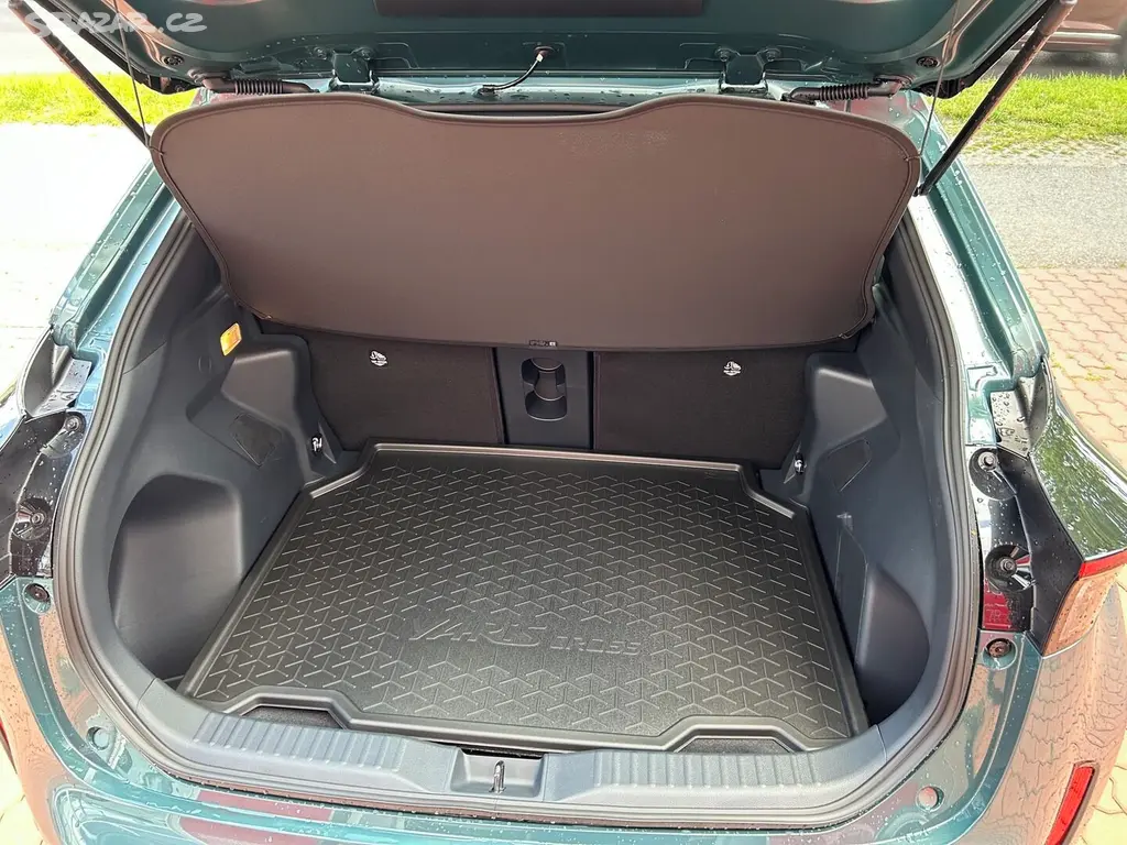 Toyota Yaris Cross, MY26 1,5 hybrid 130 koní - - fotka 5