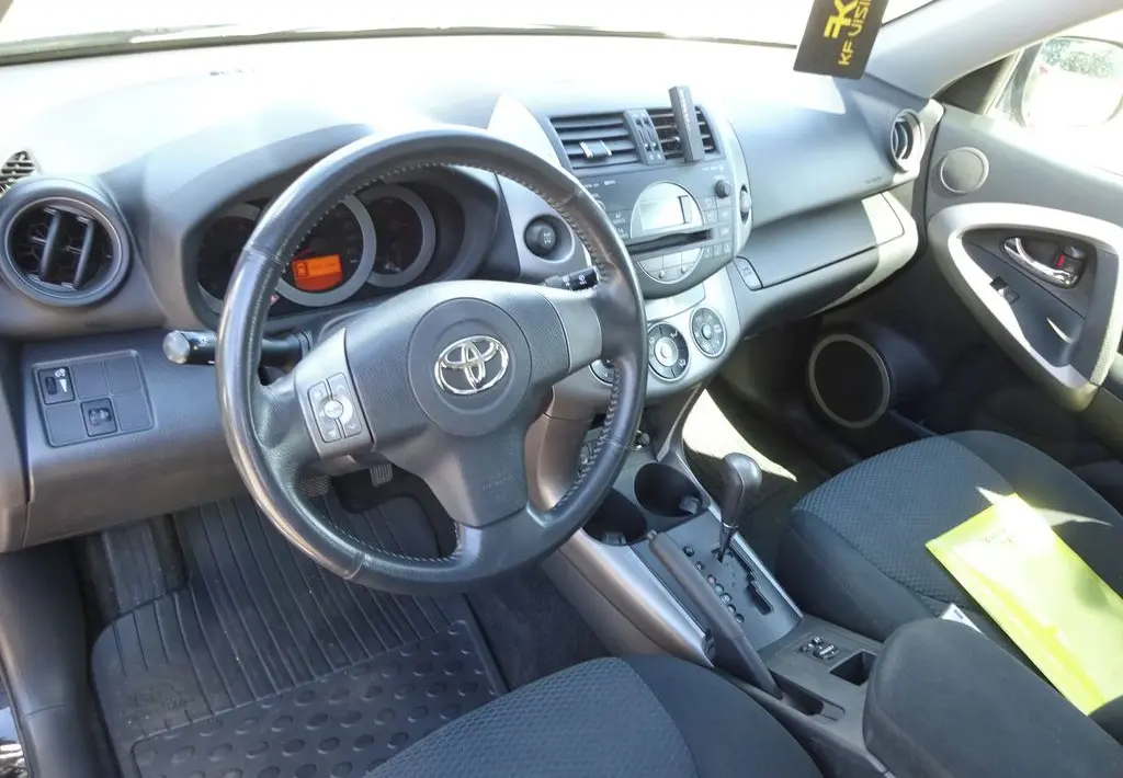 Toyota Rav 4 2.0i r.v.2006 (112 kw) AUTOMAT - fotka 5