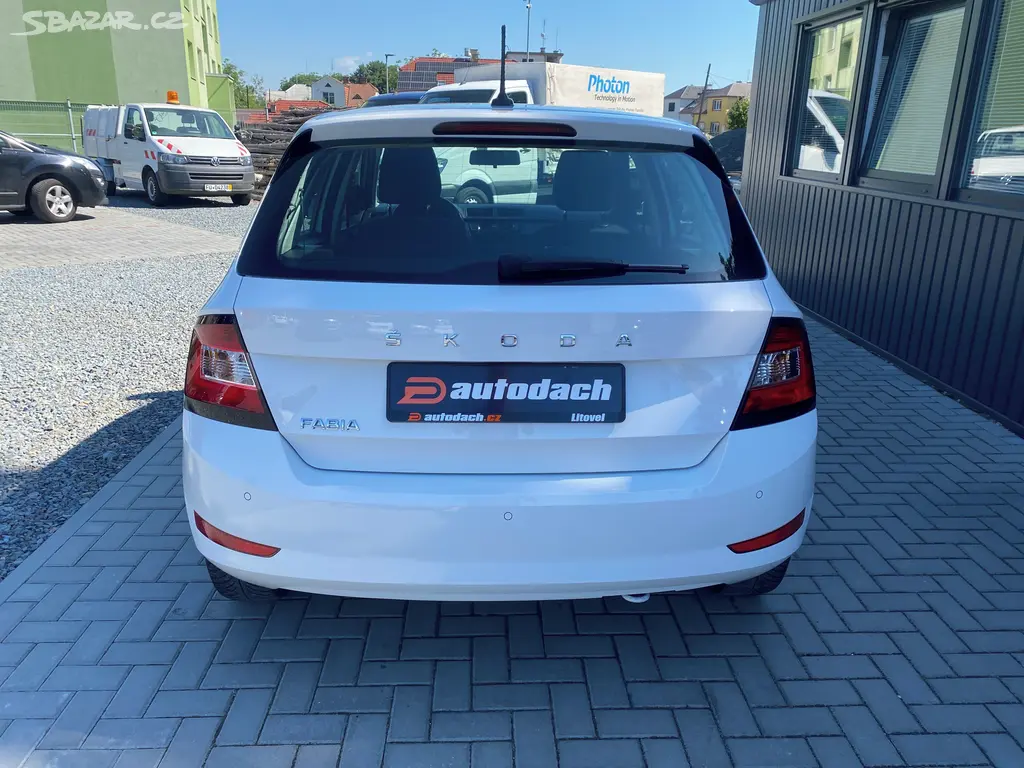 Škoda Fabia, 1.0 MPI - 1xMAJ. - LED - PDC - fotka 4