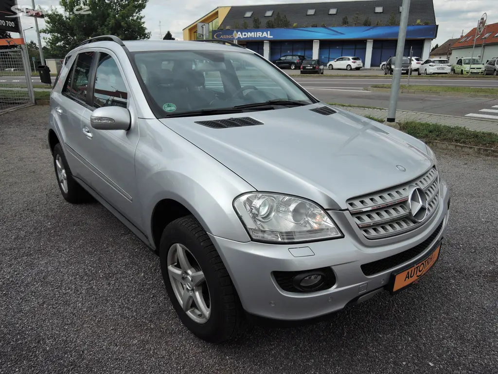 Mercedes-Benz ML 350 3,5i V6 Aut. 4x4 118tkm 2008