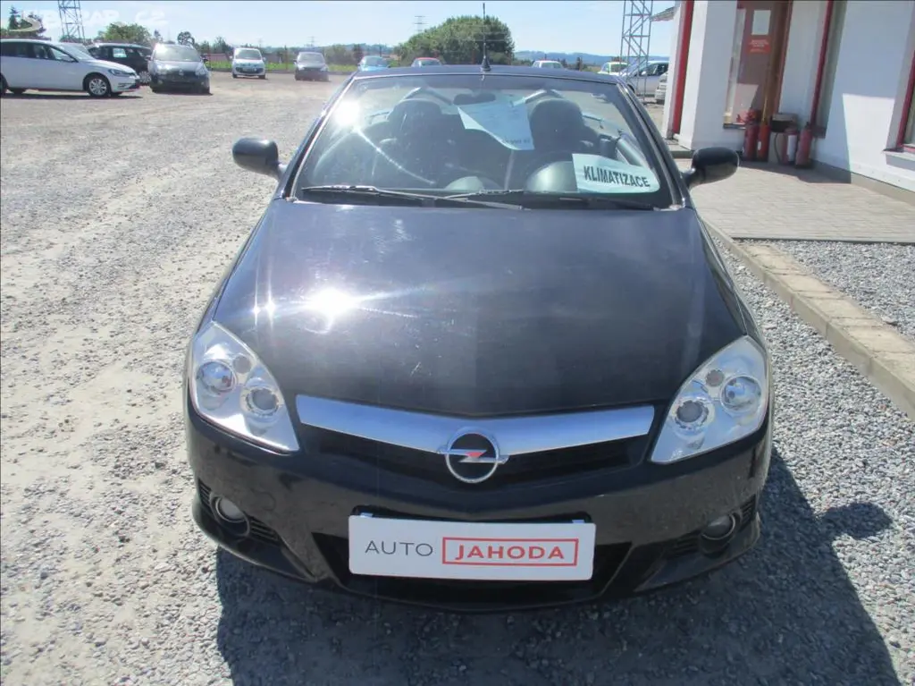 Opel Tigra, 1,8 i,klima,serv.kniha, - fotka 2