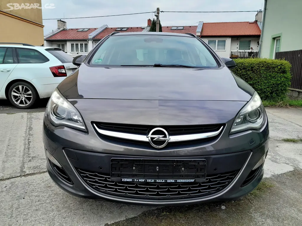 Opel Astra J 2.0CDTI 121kw naj.223tis. NOVÁ STK - fotka 6