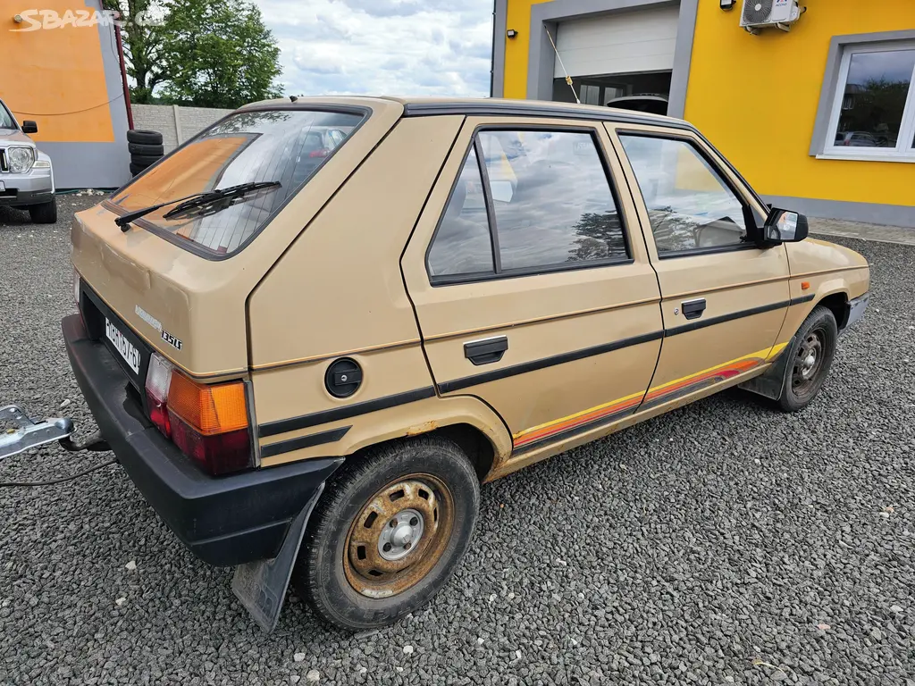 Škoda Favorit, 1.3 - fotka 5
