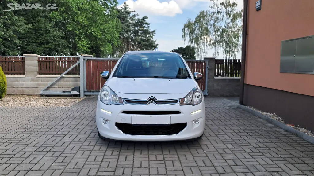 Citroën C3, 1.2i / najeto 58 000 km - fotka 2