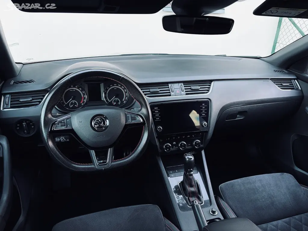 ŠKODA OCTAVIA COMBI III 2.0TDI 135KW DSG RS 2018 - fotka 5