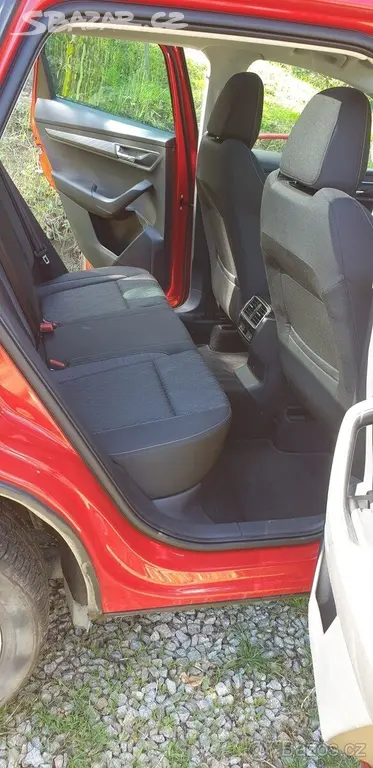 Škoda Karoq 1,5 TSI Style - fotka 6