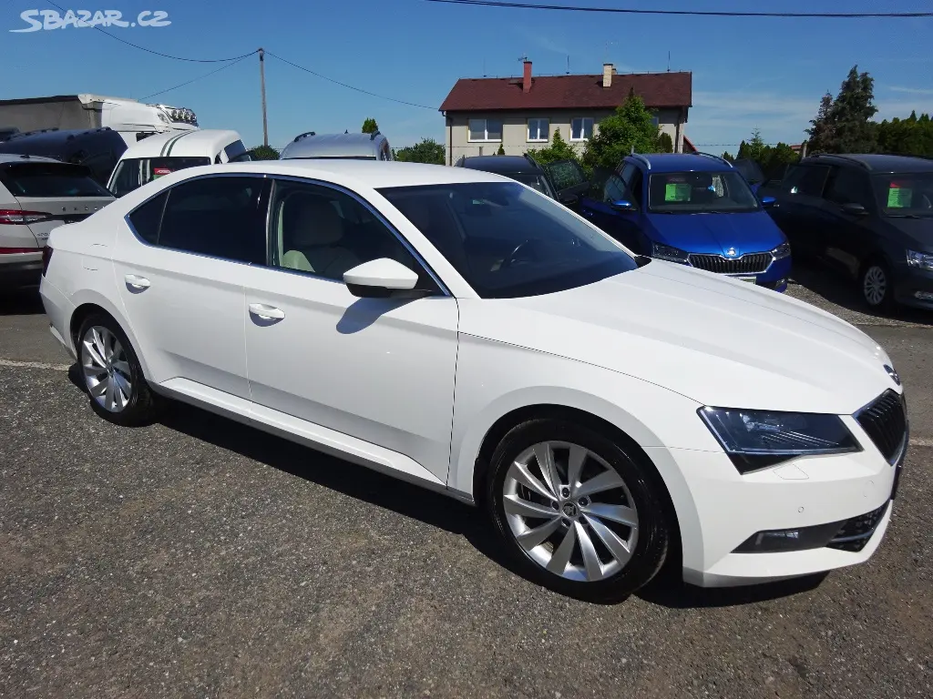 SUPERB III Style 1,8TSI 132kW+DSG-ČR-1.Maj-Servis - fotka 3