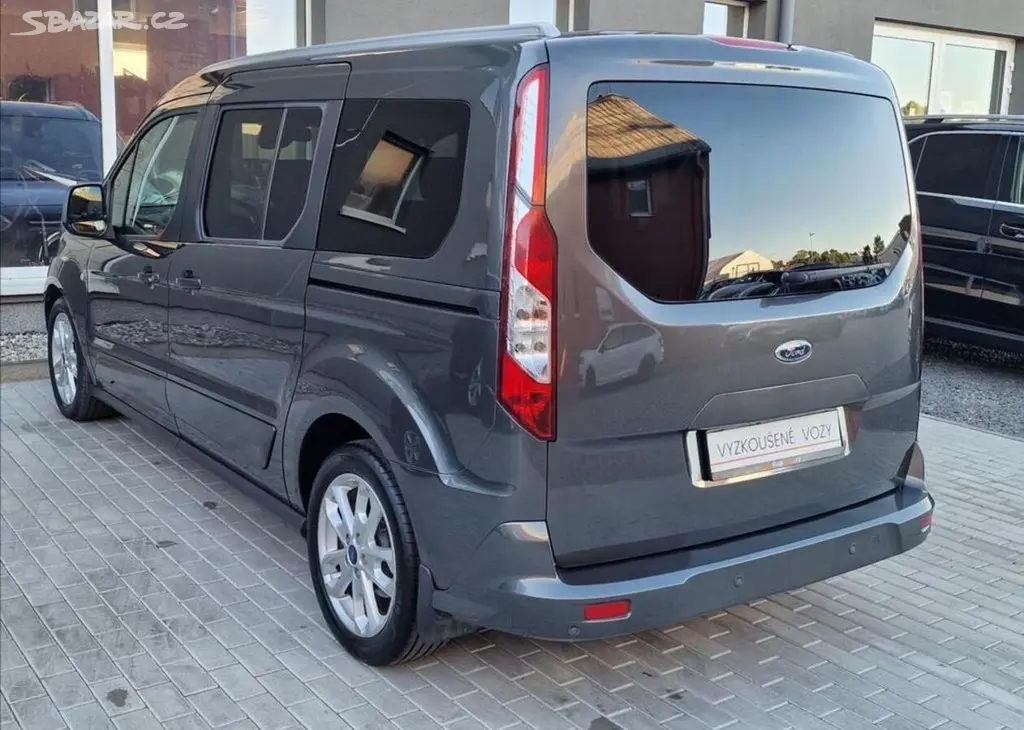 Ford Tourneo Connect, 1.5TDCi 88kW L2, Titanium, Č - fotka 3