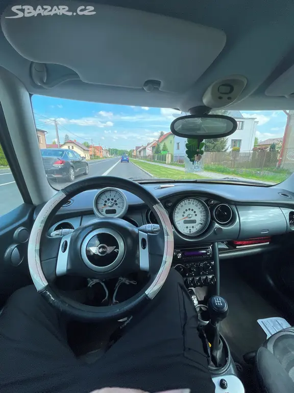 Mini cooper one - fotka 5