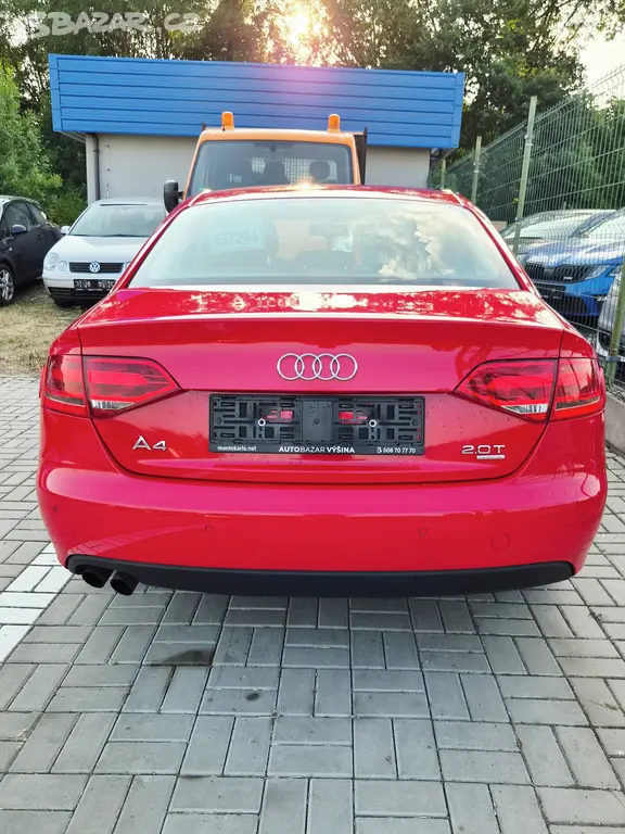 Audi A4, 2.0 i - 140000 KM - fotka 5
