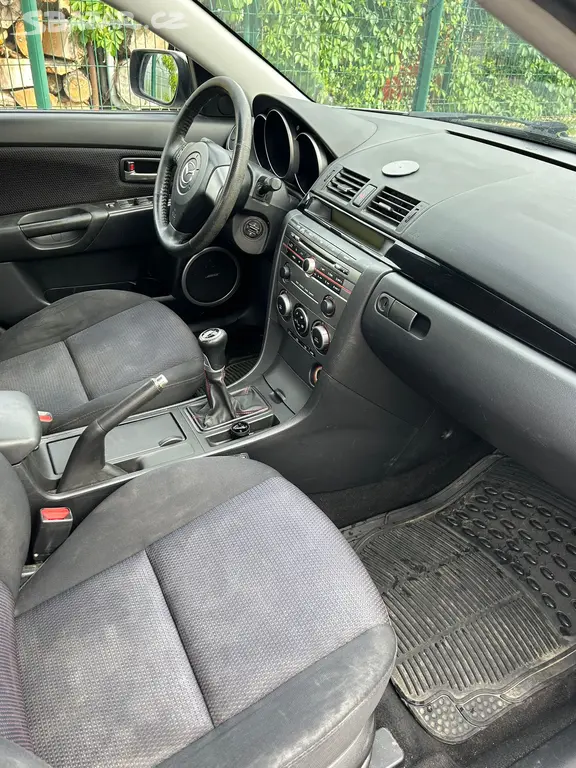 Mazda 3, hatchback, r. v. 2007 - fotka 3