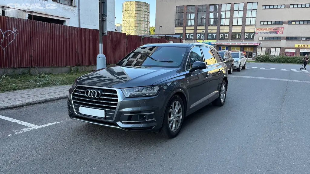 Audi Q7 S-Line 3.0 Tdi 200kW 9/2016 7 míst, DPH