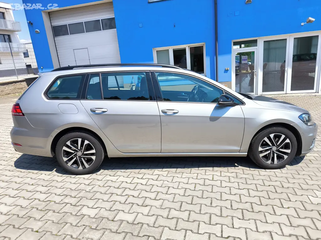 Volkswagen Golf, 1.0 TSi 85KW IQ.Drive - fotka 4