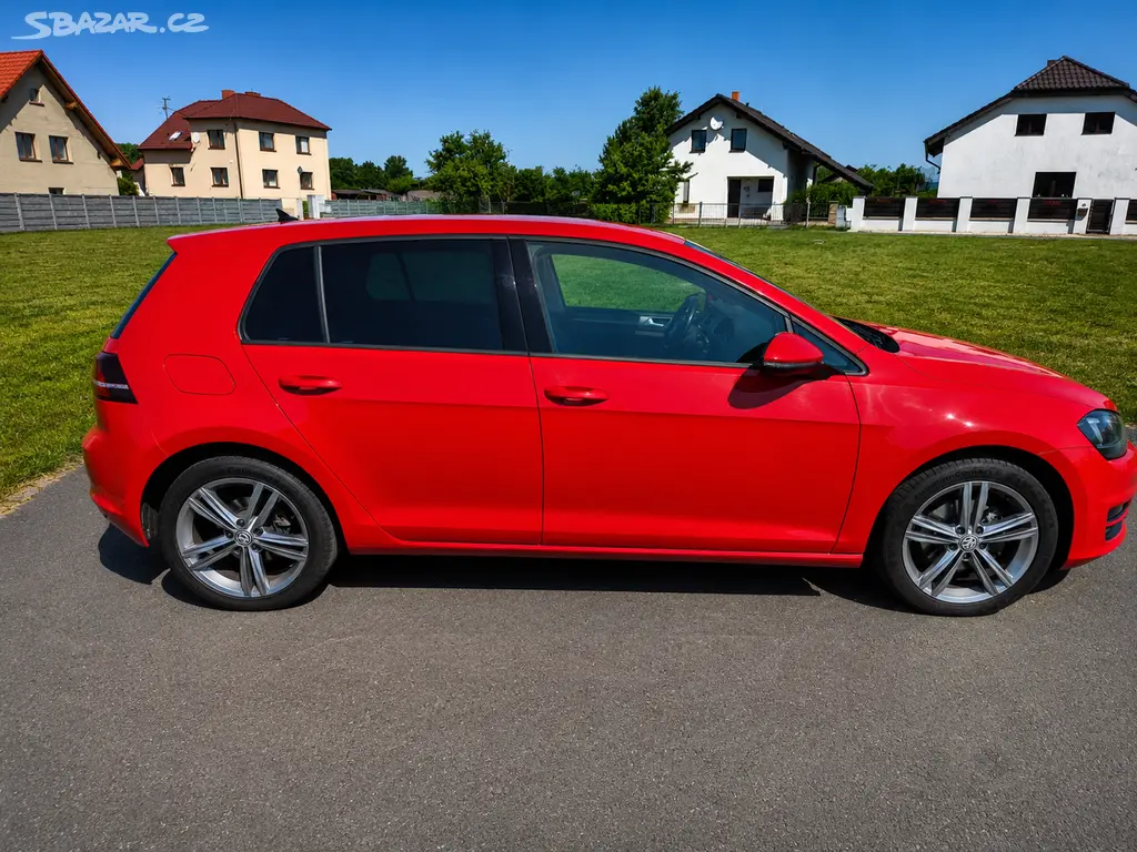 VwGolf VII Marathon Edition 1.4 TSI DSG 92 kW - fotka 3