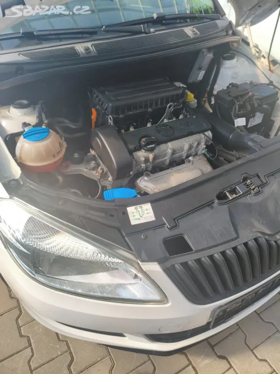 Škoda Fabia 1.4 16V FACELIFT 136tkm - fotka 4