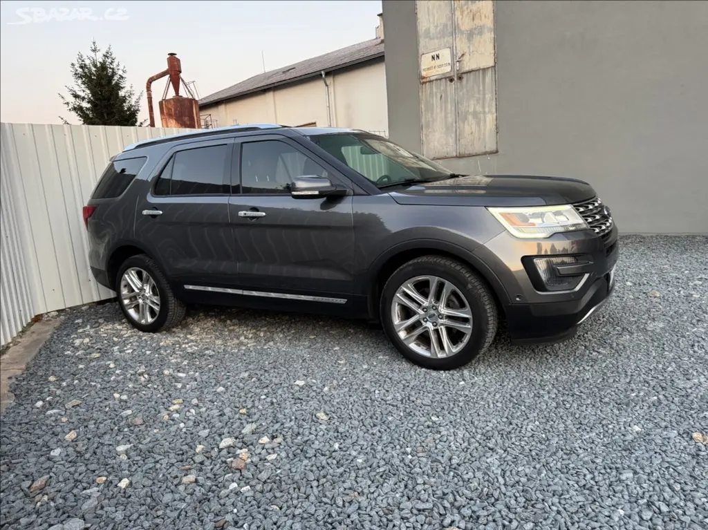 Ford Explorer, 3,5 V6 268kW 4X4 PLATINUM
