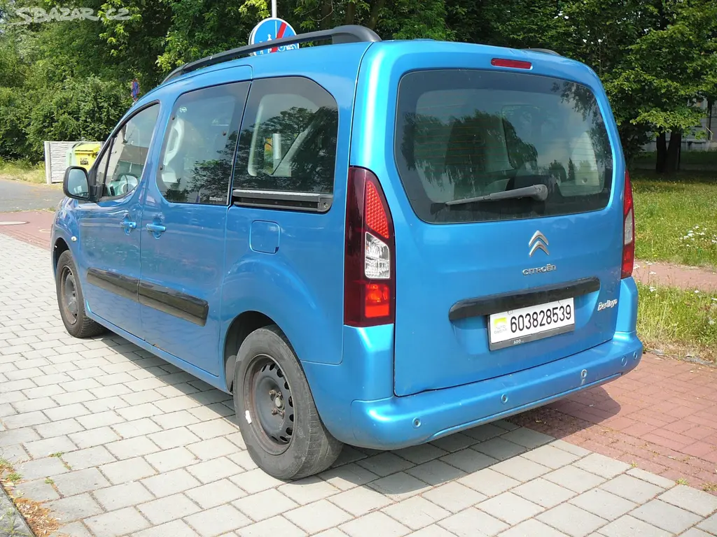 Citroën Berlingo, 16HDi 68kW MULTISPACE - fotka 4