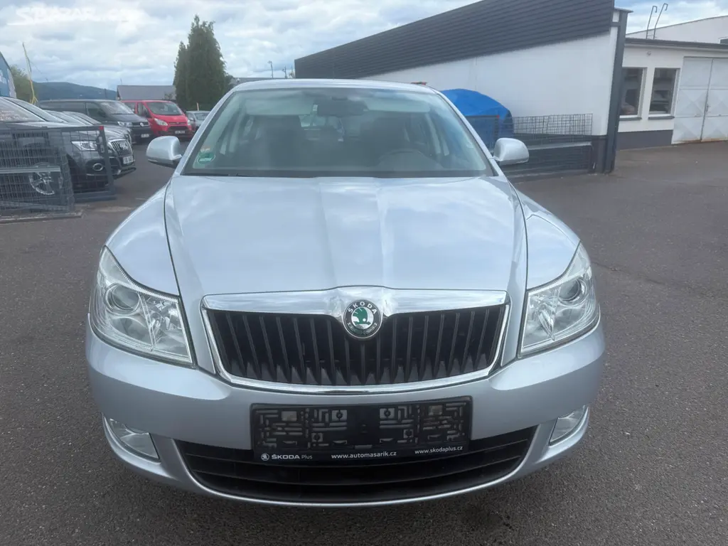 Škoda Octavia 2 facelift 1.2 TSI 77 KW DSG, 2011 - fotka 3