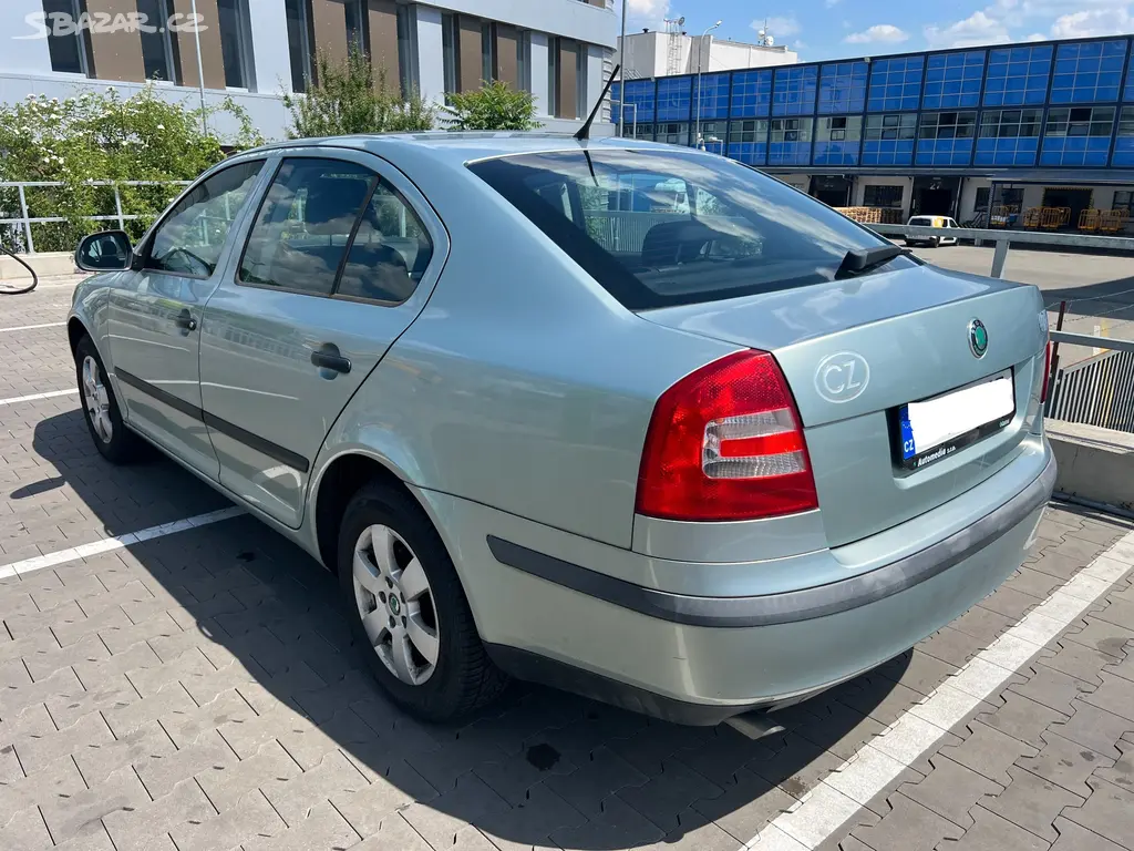Škoda Octavia 1.6 MPI 75kw 2012 168 tis km CZ - fotka 5
