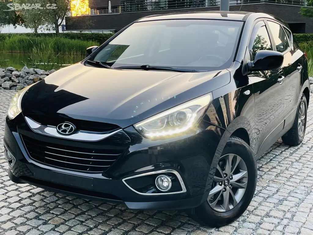 Hyundai ix35, 2.0i AUTOMAT VYHŘEV TAŽNÉ