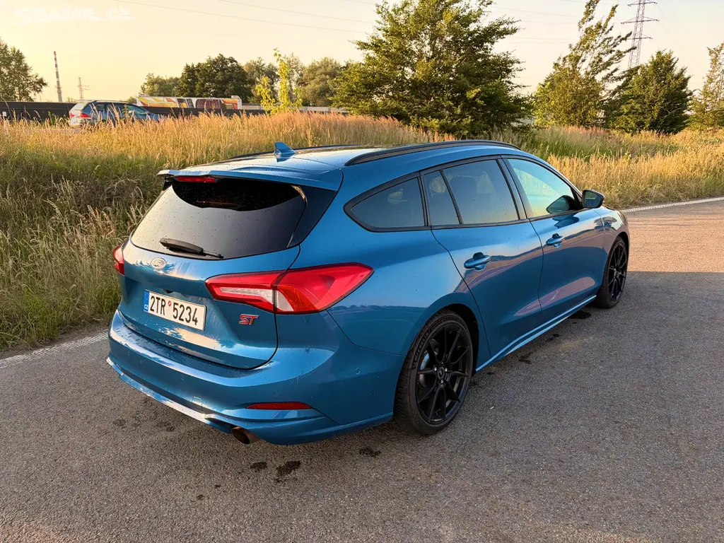 Ford Focus MK4 2.3 ST - fotka 5