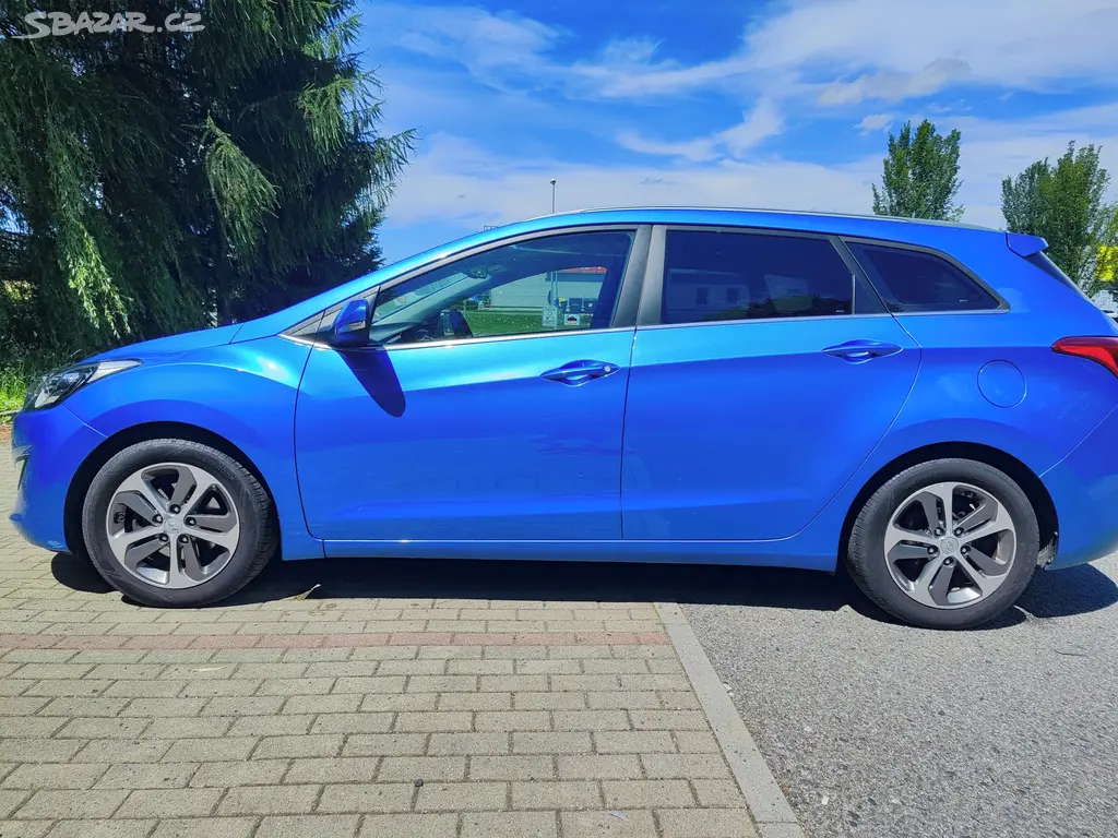 Hyundai i 30 kombi - fotka 4