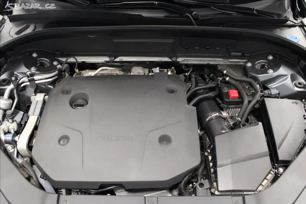 Volvo XC60, 2,0 D4 AWD CZ PŮVOD - fotka 6