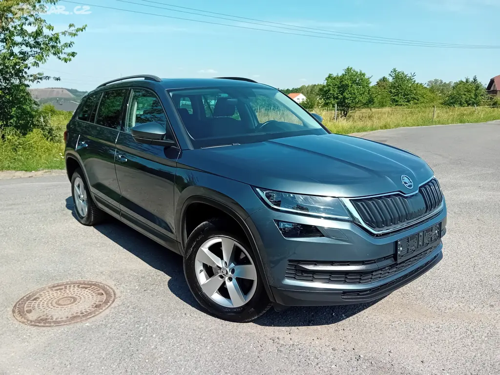 ŠKODA KODIAQ 2.0 Tdi DSG,7míst, Pano,Tažné, Servis - fotka 4