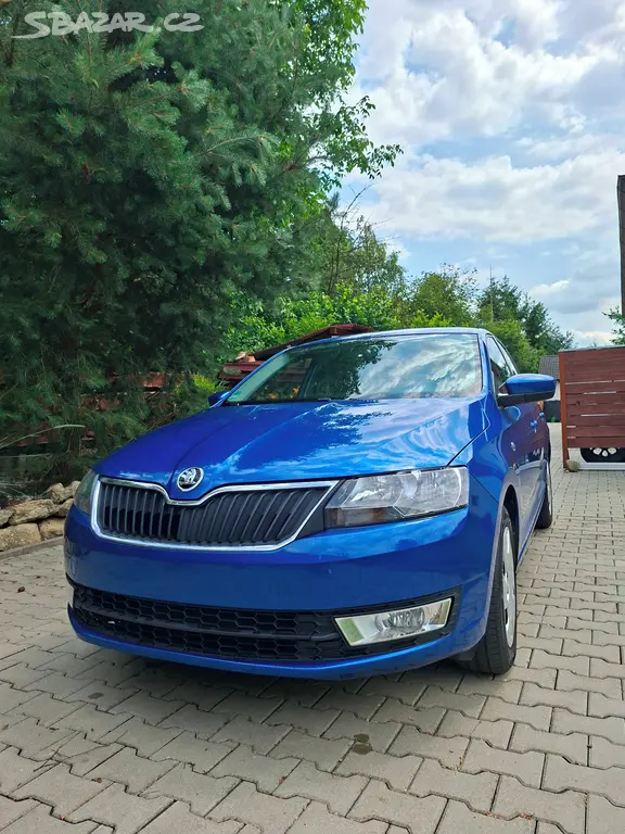 Škod Rapid spacebak
