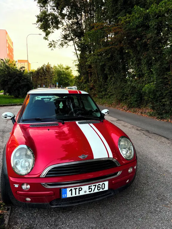 Mini cooper one - fotka 3