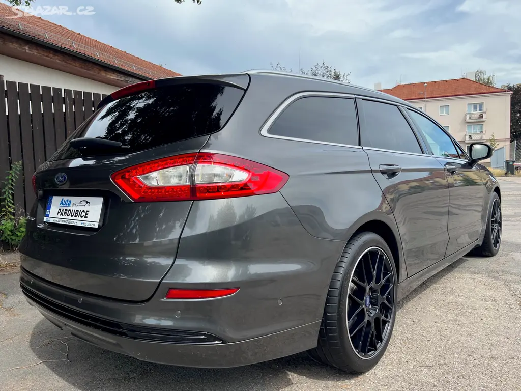 FORD MONDEO MK5 KOMBI 2.0TDCi TITANIUM FullLED - fotka 5