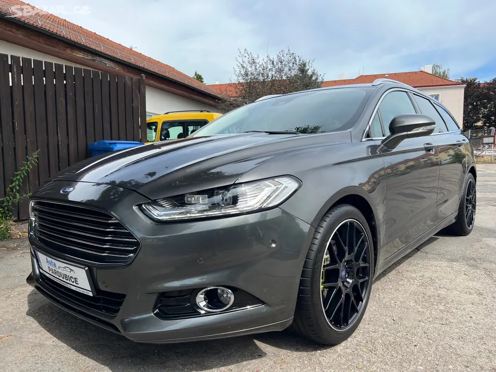 FORD MONDEO MK5 KOMBI 2.0TDCi TITANIUM FullLED