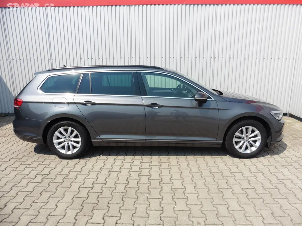Volkswagen Passat, Variant 1.4 TSi Highline Navi - fotka 4