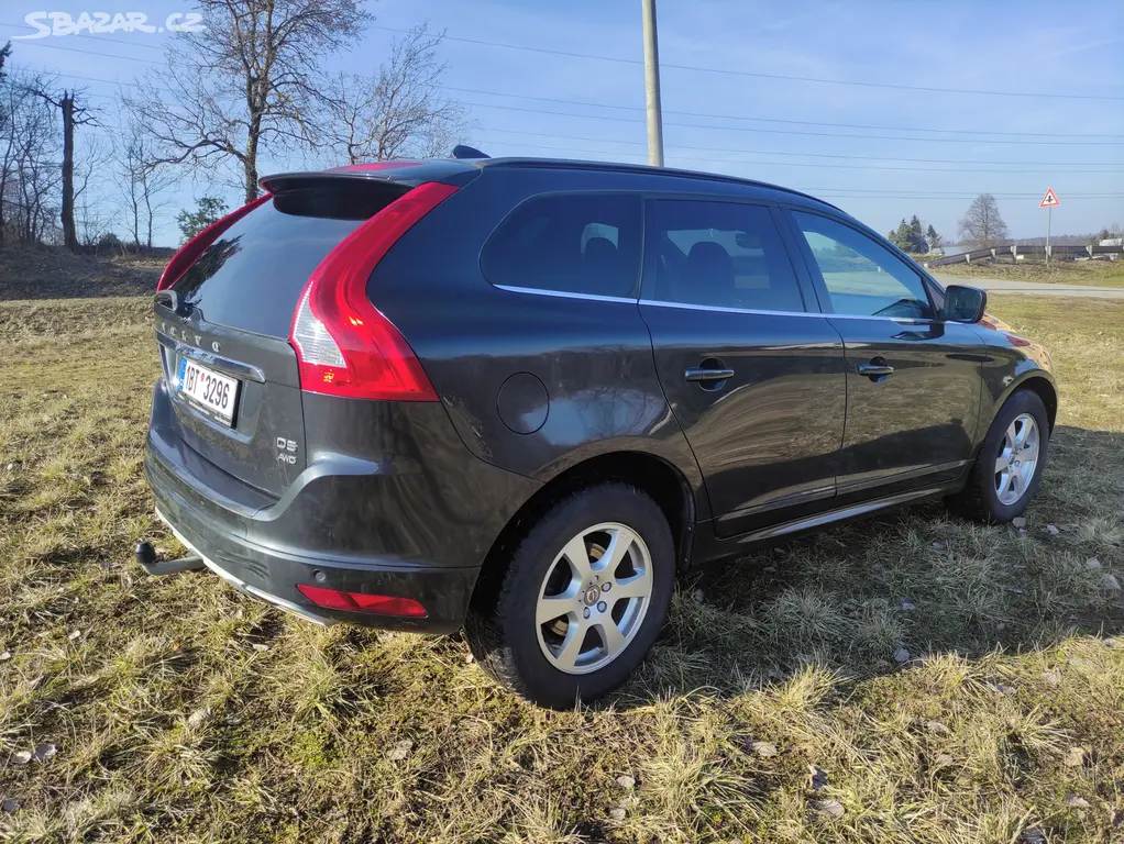 Volvo XC60 D5 162kw AWD - fotka 4