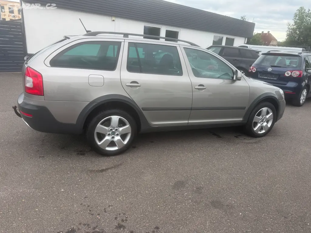Škoda Octavia 2 SCOUT 1.8 TSI 118 KW,2012,SERVISKA - fotka 5
