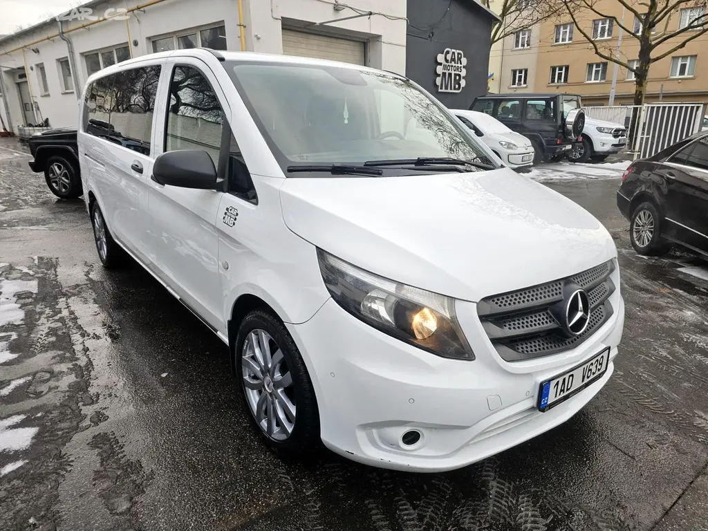 Mercedes-Benz Vito, Tourer 9-míst 4Matic serv.kn. - fotka 4