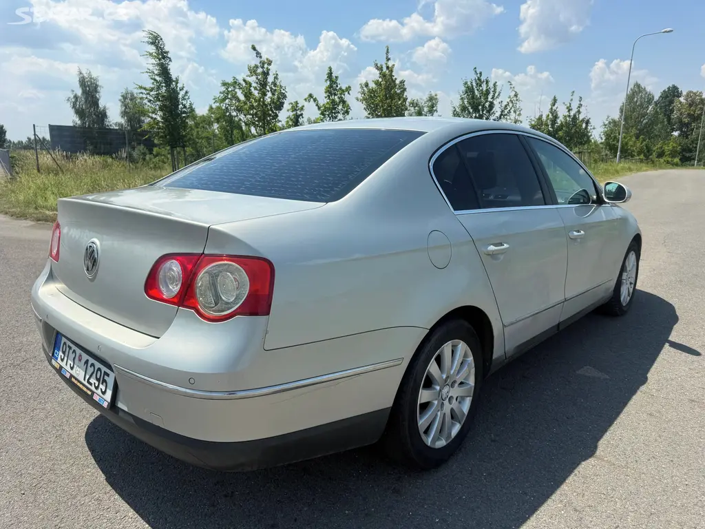 Volkswagen Passat, 2,0 103 KW KLIMATIZACE PLNĚ DO - fotka 5